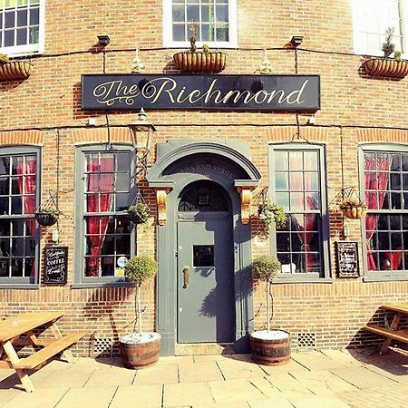 Home Brighton Backpackers Екстер'єр фото