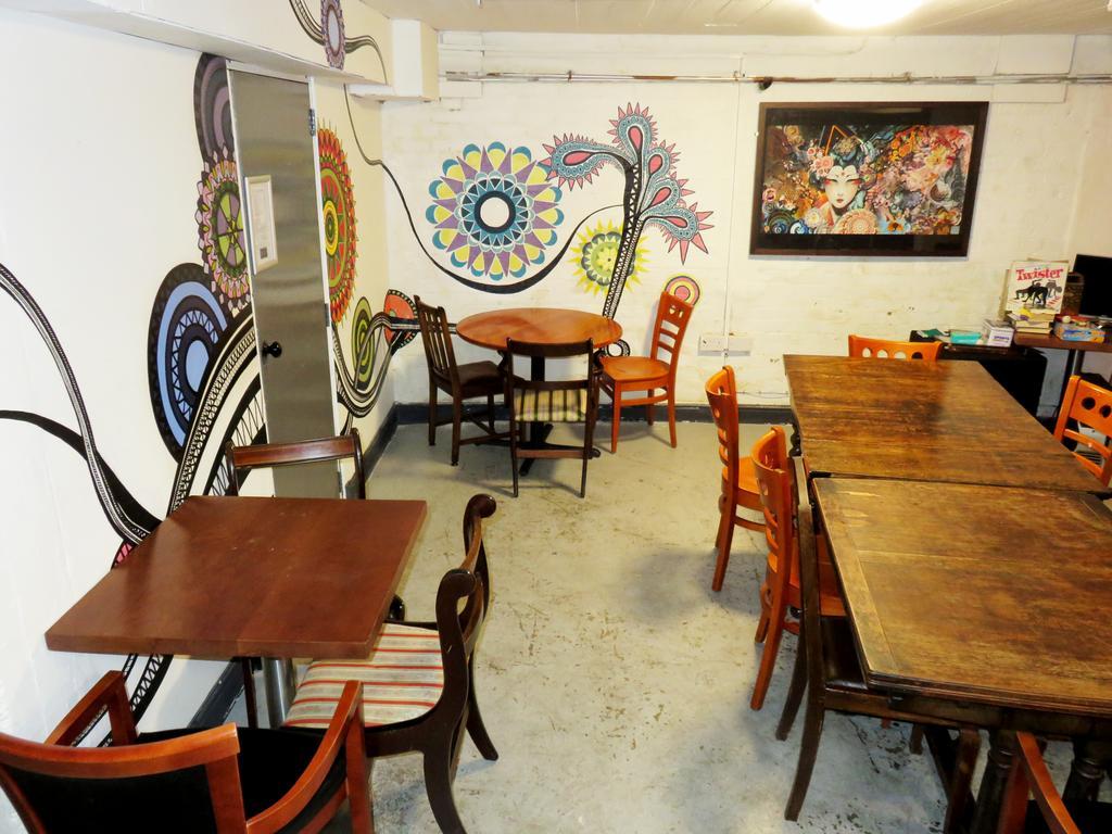 Home Brighton Backpackers Екстер'єр фото