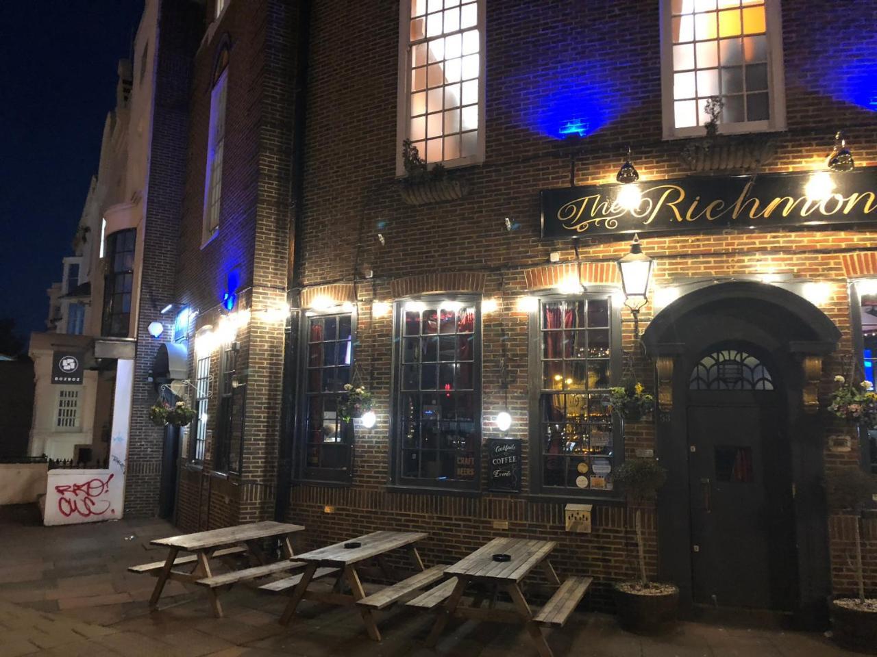 Home Brighton Backpackers Екстер'єр фото